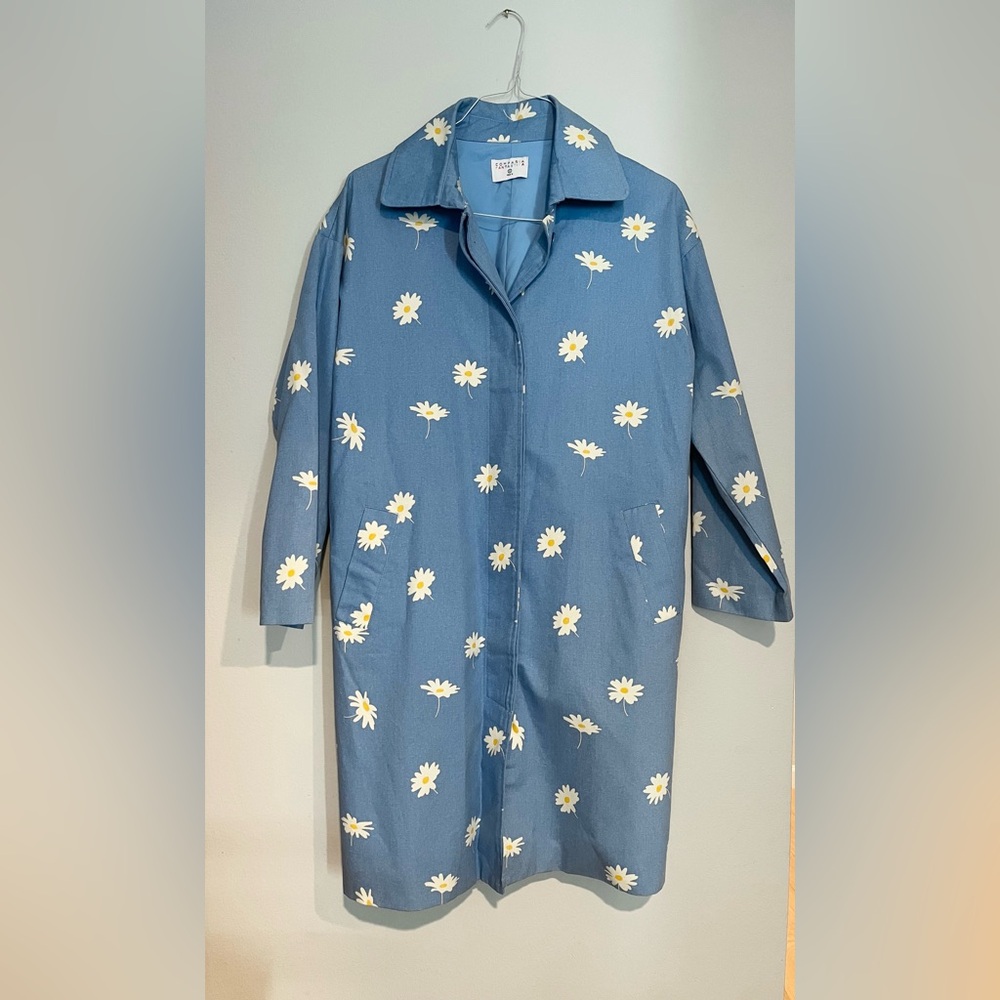 Compañía Fantástica Daisy Trench Coat